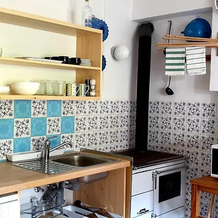Chaloupka U Lesa Holiday home Borotin
